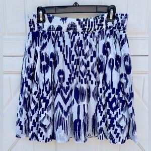 Banana Republic navy blue & white ikat skirt